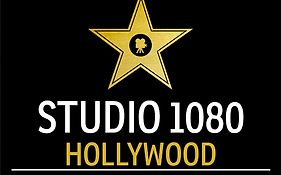 Hollywood Hills Jetliner Views At Studio 1080 Hollywood